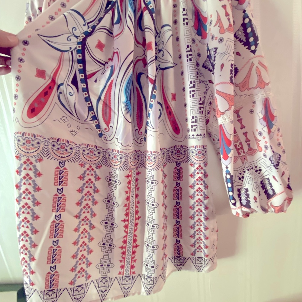 Colorful lightweight tops/NEVER WORN - Picture 2 of 11